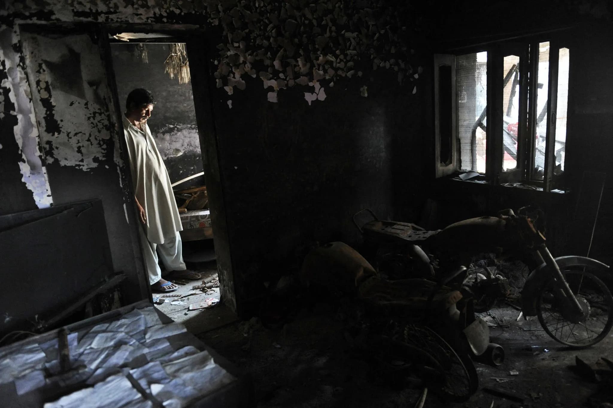Christian Families Flee Pakistani Village After Mob Burns Home and Pharmacy
